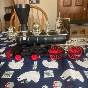 Train Jim Beam empty decanter